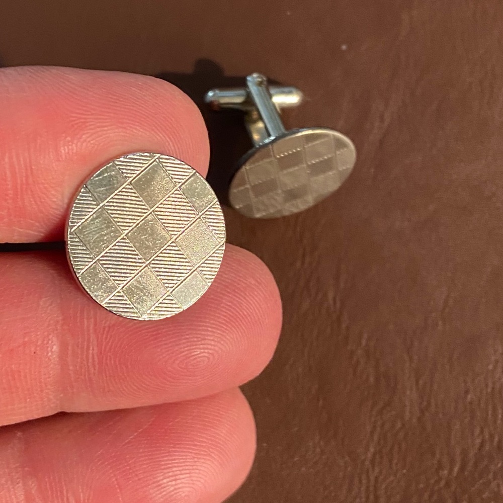 Round Silver Checkered Cufflinks